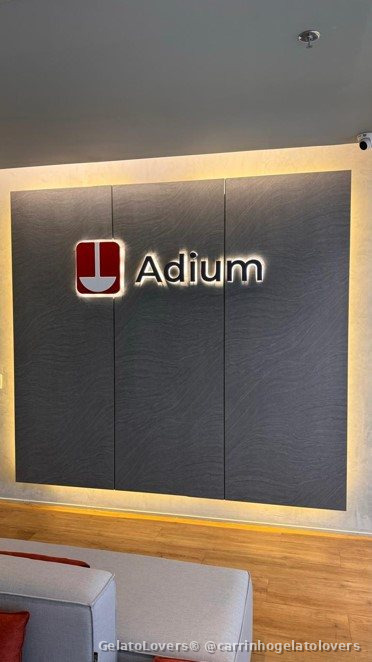 Carrinho de gelato para eventos — Adium Brasil