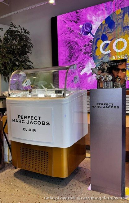 Carrinho de gelato para festas — Marc Jacobs