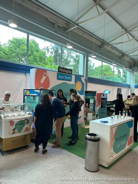 Carrinho de gelato para eventos — Neutrogena