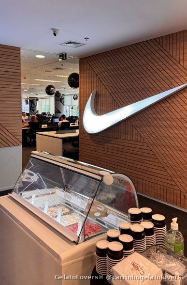 Carrinho de gelato para eventos — Nike