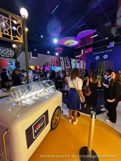 Carrinho de gelato para eventos — Coral Tintas