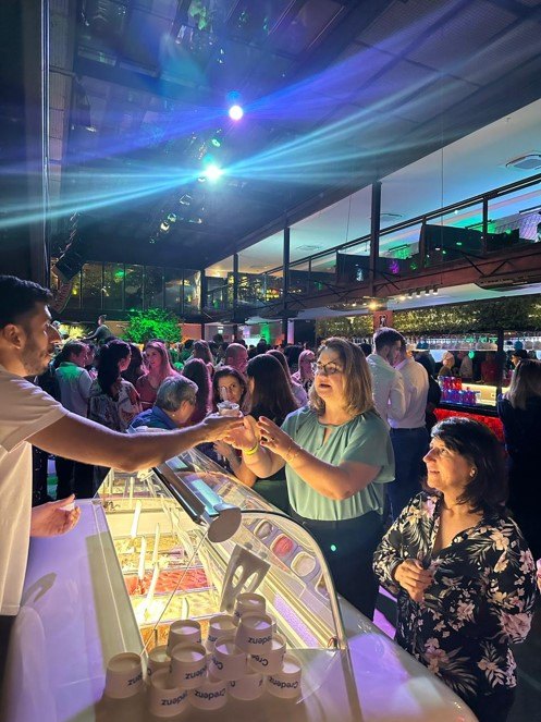 Carrinho de gelato para eventos corporativos e festas em São Paulo — Gelato Lovers