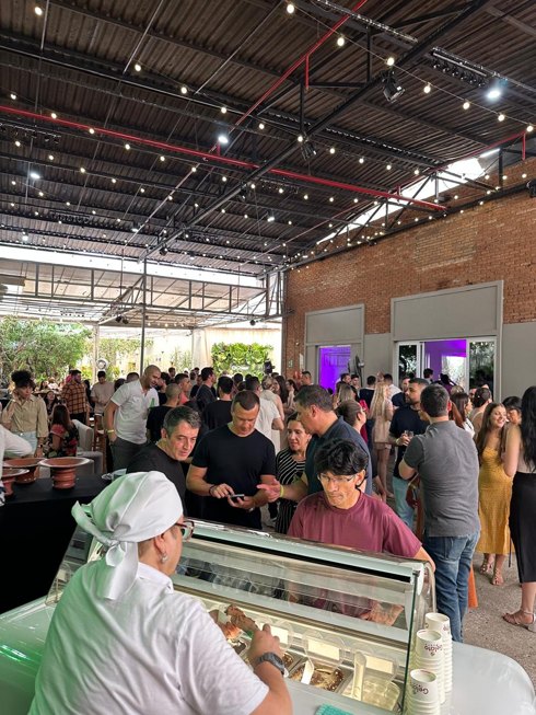 Carrinho de gelato para eventos corporativos e festas em São Paulo — Gelato Lovers